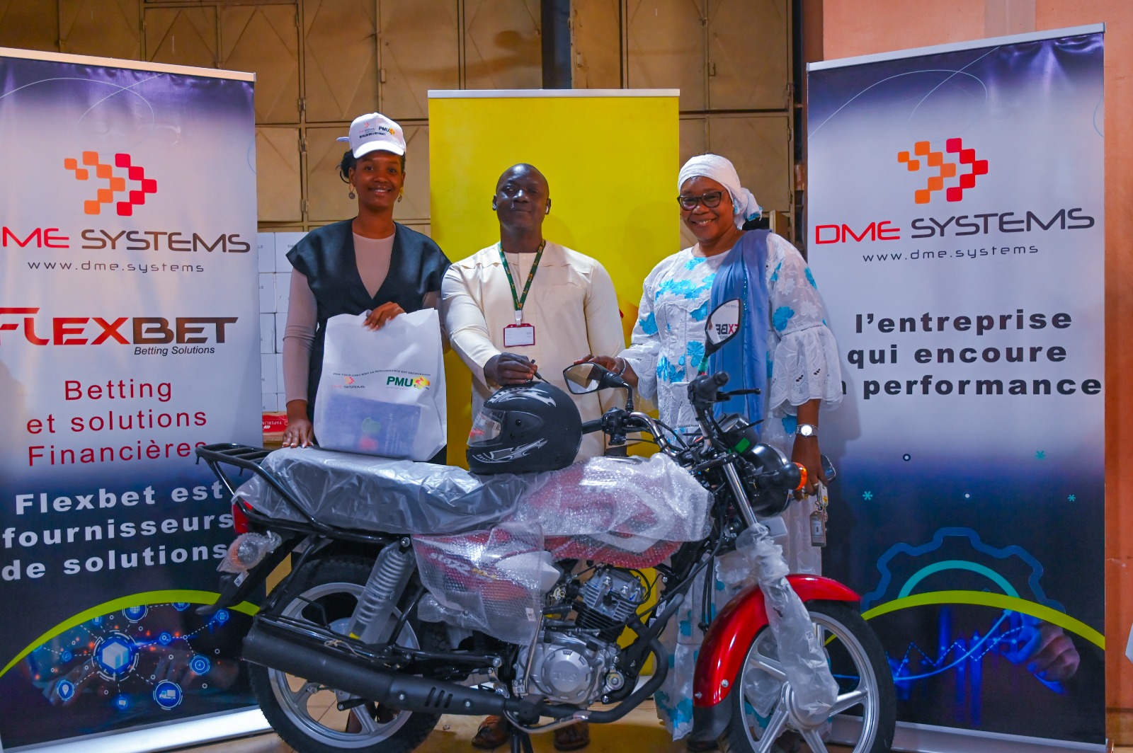 Récompense  de meilleurs revendeurs de l’année 2025 : DME Flexbet célèbre l’excellence de son réseau aux côtés du PMU Mali