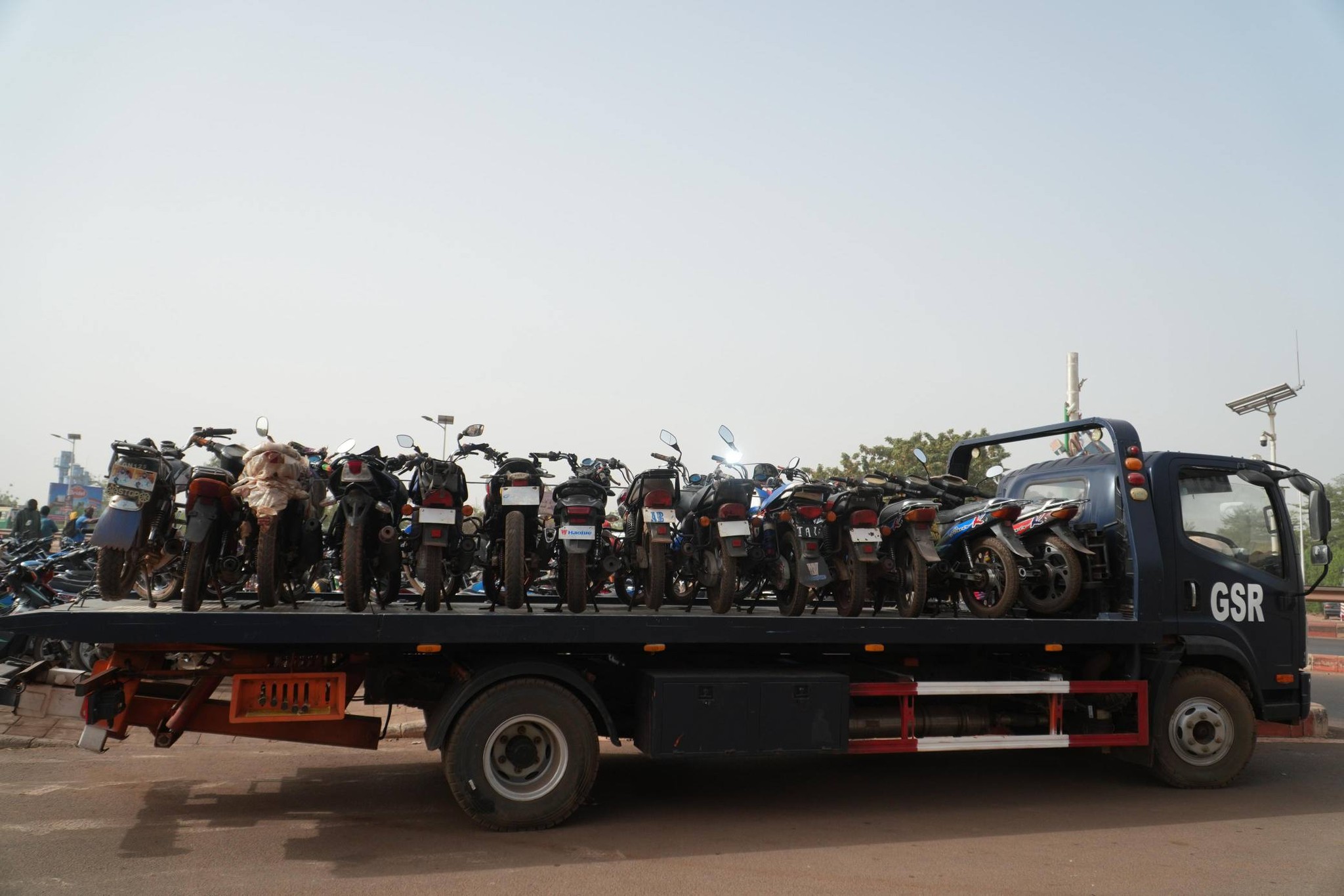 USAGE DES VOIES PRINCIPALES PAR ENGINS À DEUX ROUES : Croisade contre l’incivisme sur les trois ponts de Bamako