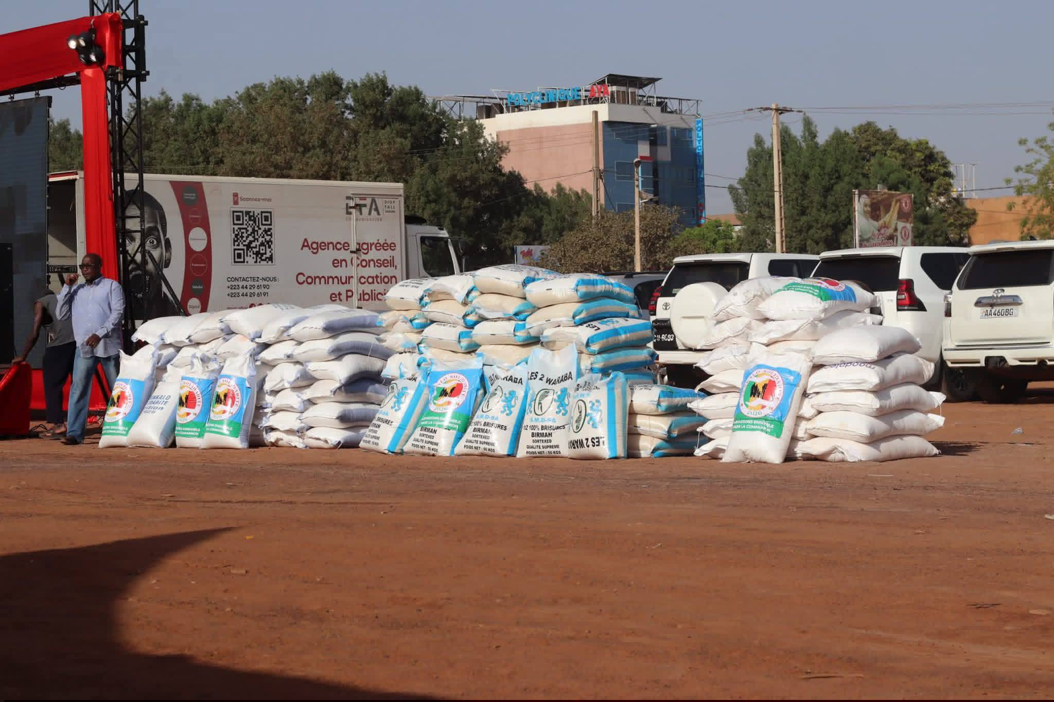 OPÉRATION SUNKALO SOLIDARITÉ 2026 : Le gouvernement offre 600 tonnes de riz aux démunis