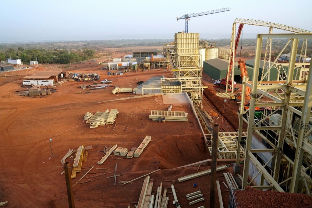 ARRÊT DES ACTIVITÉS DE LA SMK-SA : Les raisons du retrait de toutes les autorisations environnementales délivrées à l&rsquo;entreprise